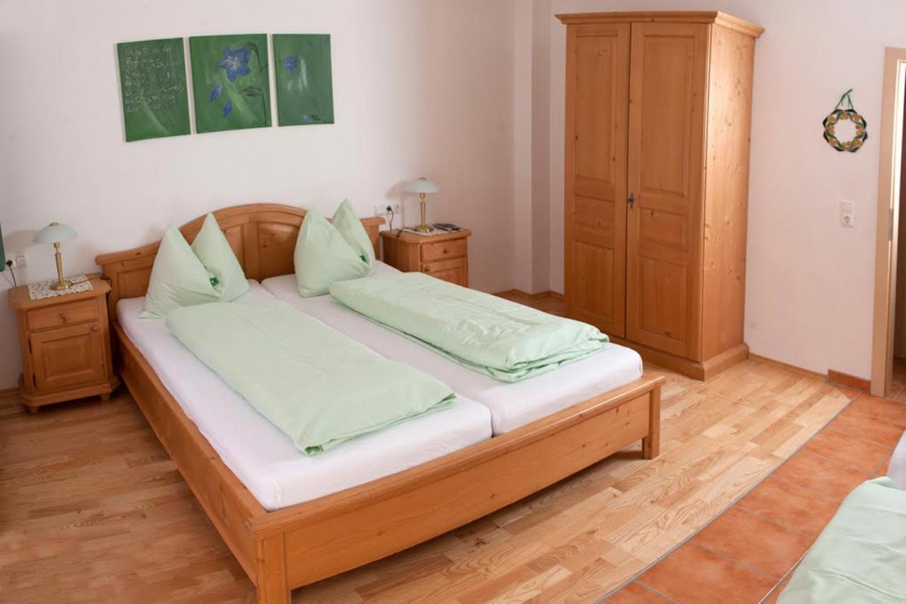 Bio-Bauernhof-Hotel Matlschweiger Lassing  Екстер'єр фото