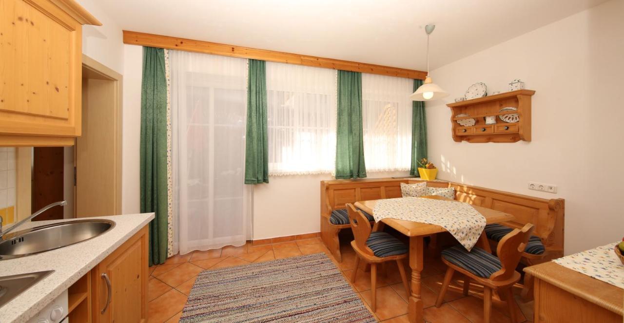 Bio-Bauernhof-Hotel Matlschweiger Lassing  Екстер'єр фото