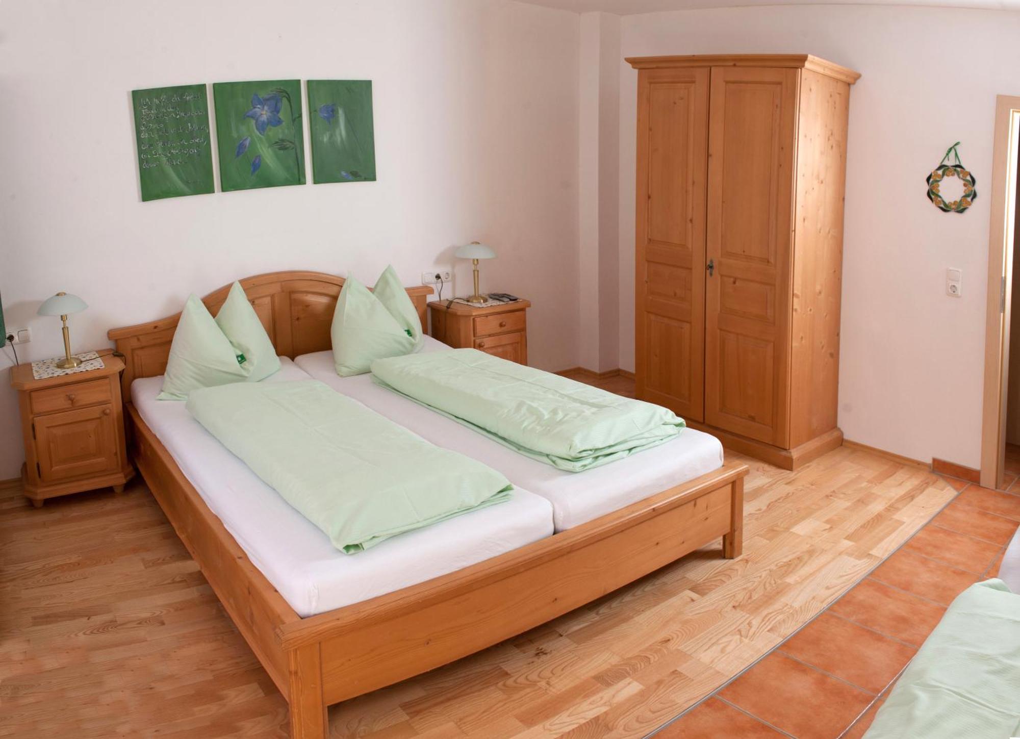 Bio-Bauernhof-Hotel Matlschweiger Lassing  Екстер'єр фото